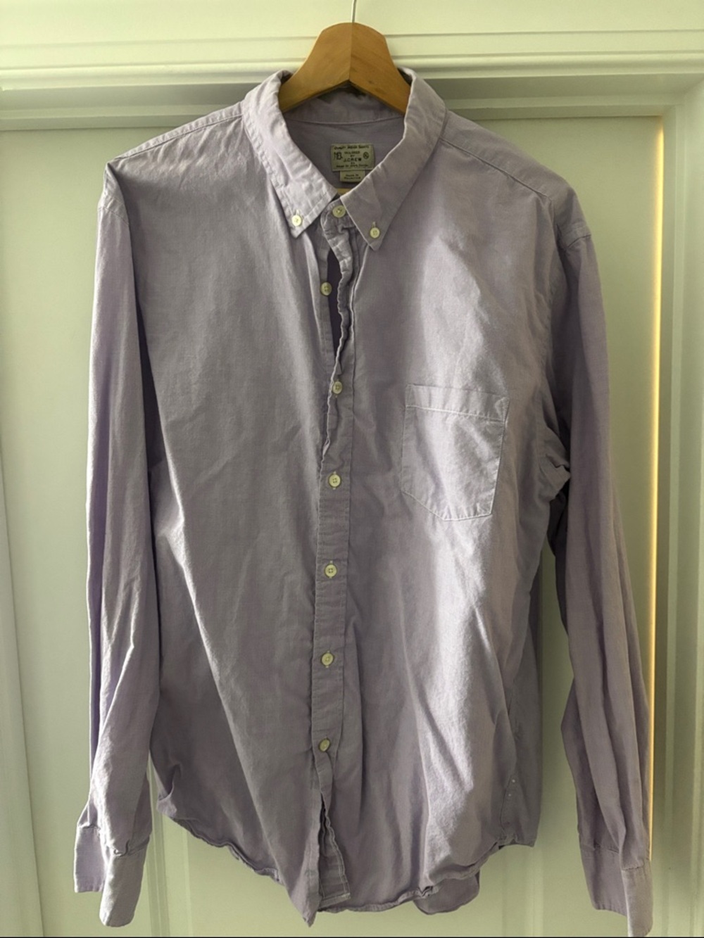J CREW Men's Lavender Button-Down Oxford Shirt - size xl.